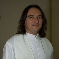 Padre Edson Luiz Bataglin
